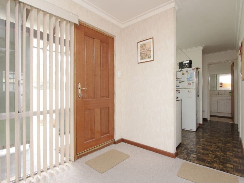 28B Sydenham Street, KEWDALE WA 6105, Kewdale - Thumbnail 2