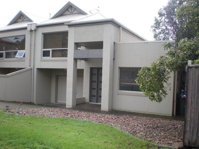 1/8 Lake Terrace West, MOUNT GAMBIER SA 5290, Mount Gambier - Image 1