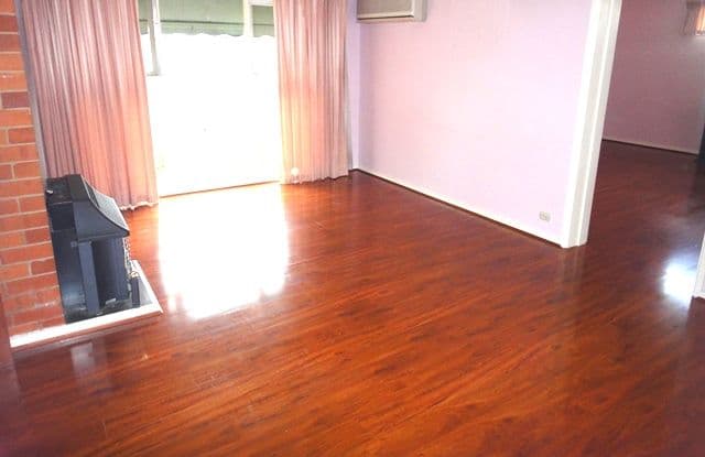 9 Bage Place, MAWSON ACT 2607, Mawson - Thumbnail 3