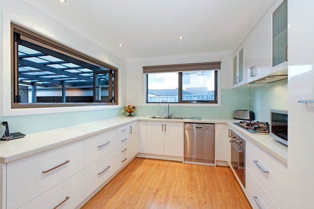 21 Rathcown Road, RESERVOIR VIC 3073, Reservoir - Thumbnail 3