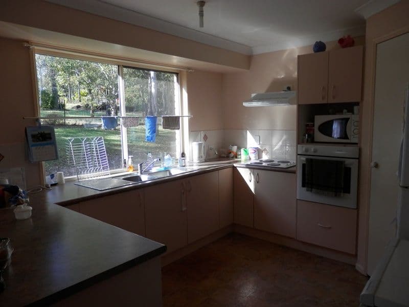 42 Blue Gum Drive, LOWOOD QLD 4311, Lowood - Thumbnail 3
