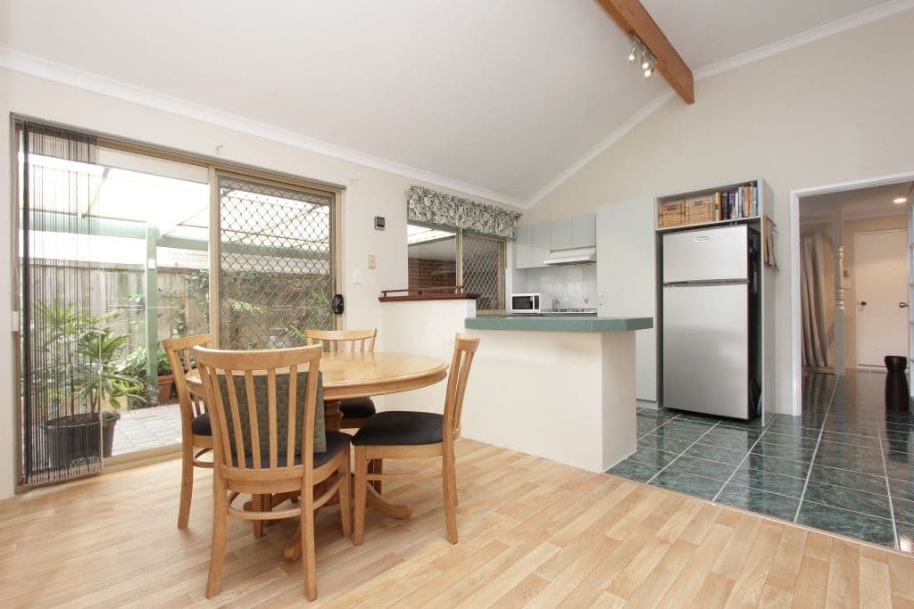 37 Midsummer Circle, ELLENBROOK WA 6069, Ellenbrook - Thumbnail 6