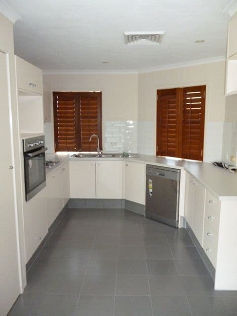 37 Stephens Street, BURLEIGH HEADS QLD 4220, Burleigh Heads - Thumbnail 5