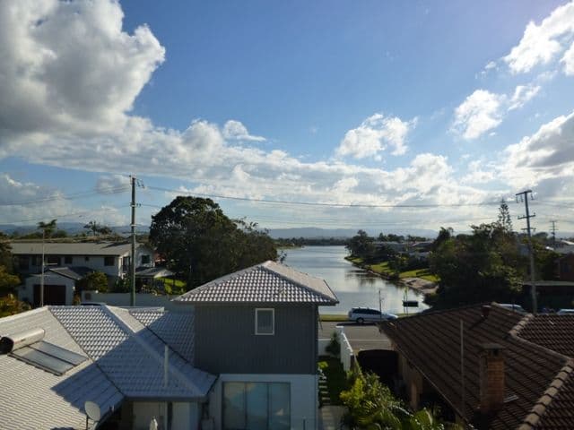 37 Stephens Street, BURLEIGH HEADS QLD 4220, Burleigh Heads - Thumbnail 2