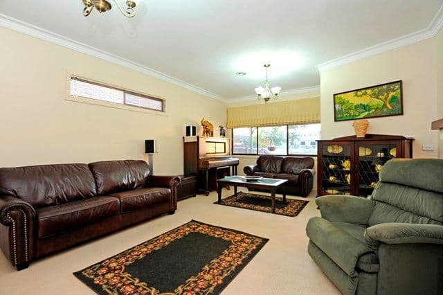 23 Keon Parade, RESERVOIR VIC 3073, Reservoir - Thumbnail 2