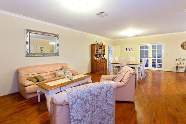 15 Pinto Avenue, BALDIVIS WA 6171, Baldivis - Thumbnail 2