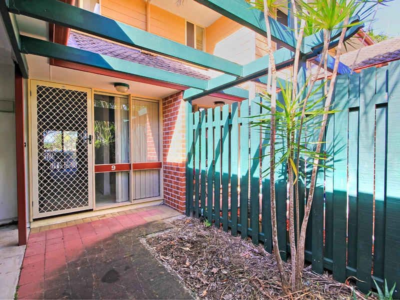 100 'Sandringham', Racecourse Drive, BUNDALL QLD 4217, Bundall - Image 1