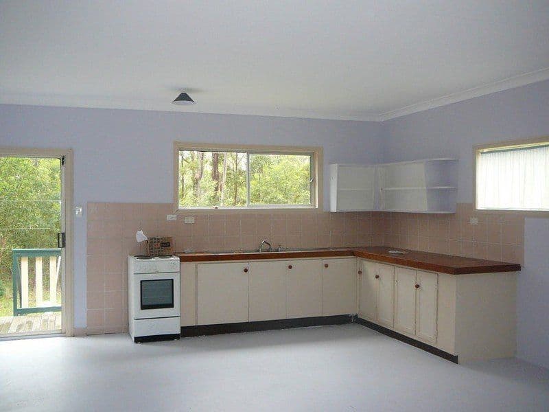 BLACKBUTT QLD 4314, Blackbutt - Thumbnail 2