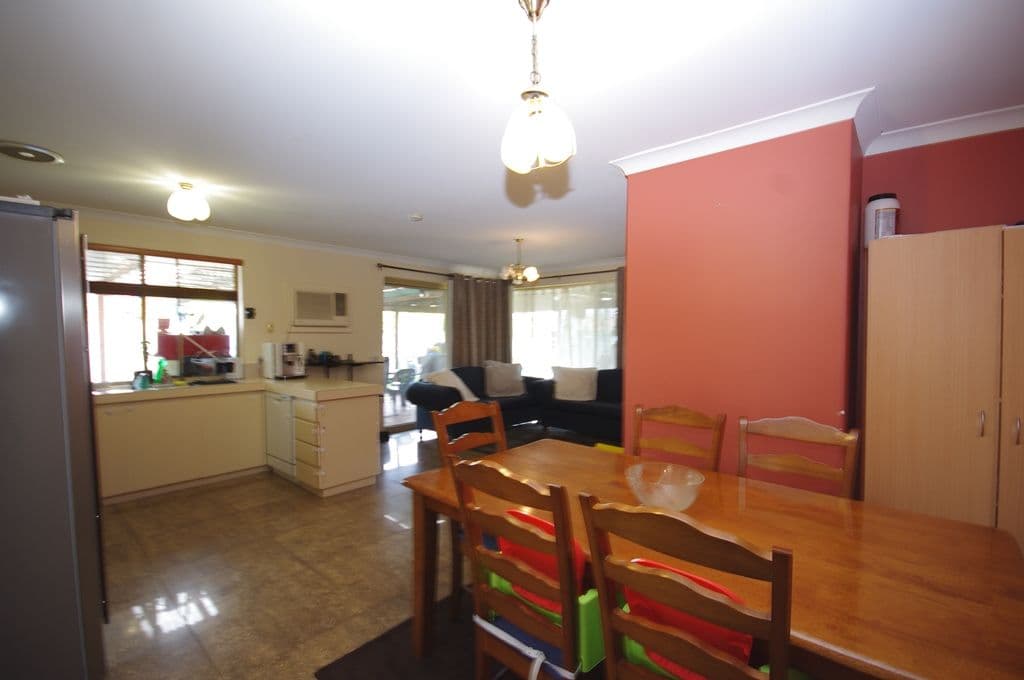 64 Dampier Loop, MIRRABOOKA WA 6061, Mirrabooka - Thumbnail 3