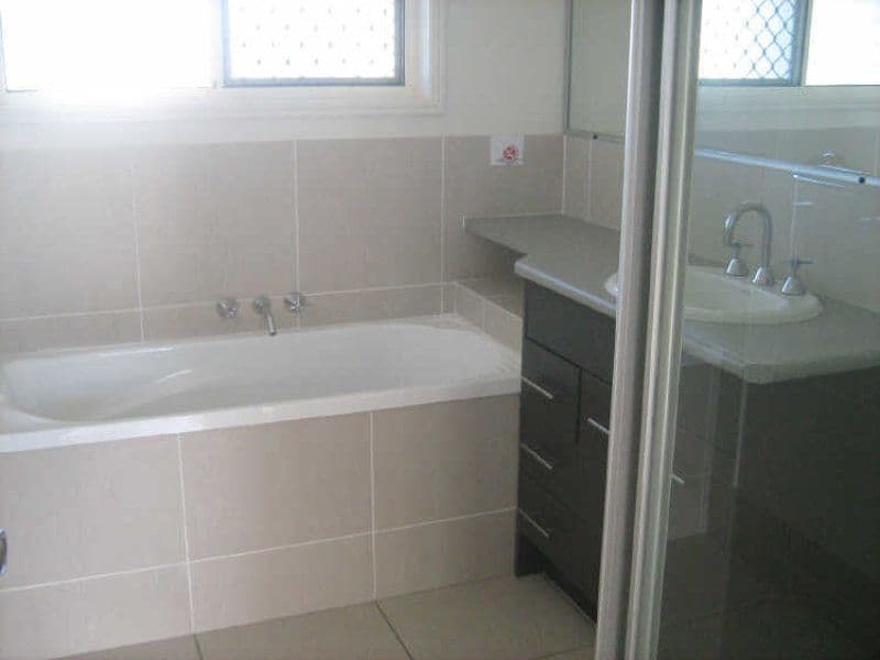 Lot 1, 8 St Columbans Court, CABOOLTURE QLD 4510, Caboolture - Thumbnail 3