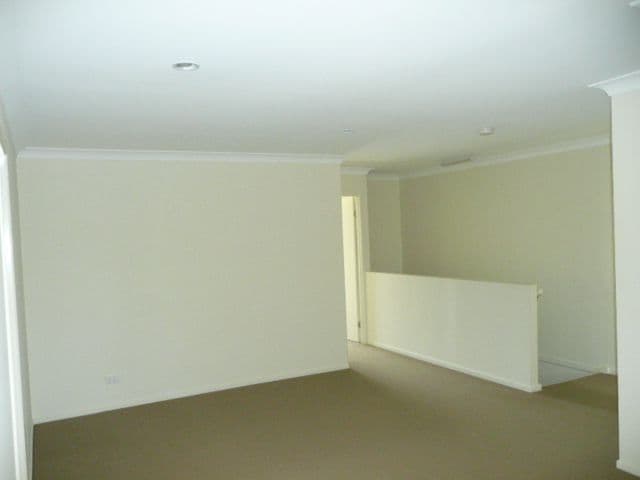 10 Bowley Street, Pacific Pines QLD 4211, Pacific Pines - Thumbnail 6