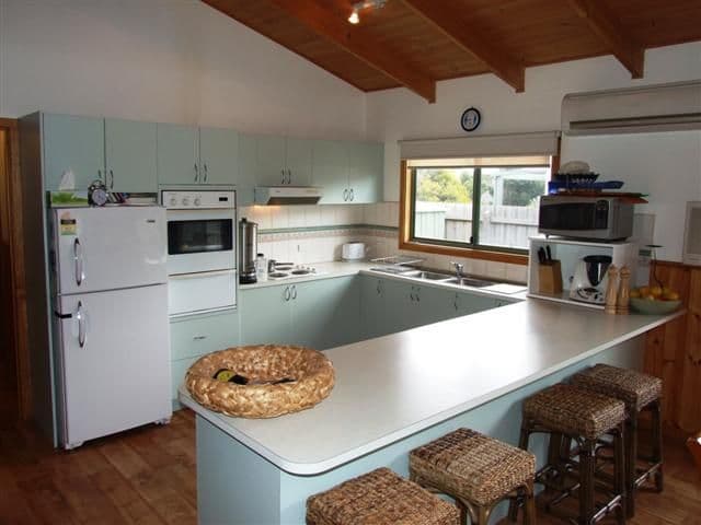 18 Fern Avenue, SURF BEACH VIC 3922, Surf Beach - Thumbnail 6