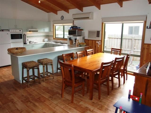 18 Fern Avenue, SURF BEACH VIC 3922, Surf Beach - Thumbnail 2