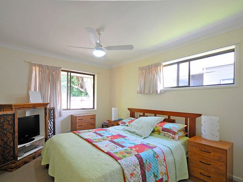 6 Guineas Creek Road, CURRUMBIN WATERS QLD 4223, Currumbin Waters - Thumbnail 7