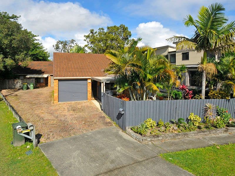 6 Guineas Creek Road, CURRUMBIN WATERS QLD 4223, Currumbin Waters - Thumbnail 6