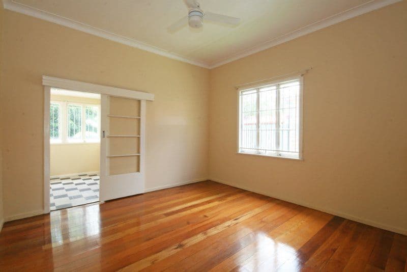 124 Morehead Avenue, NORMAN PARK QLD 4170, Norman Park - Thumbnail 5
