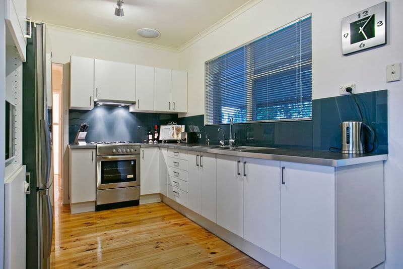 2 Geoffrey Avenue, VALLEY VIEW SA 5093, Valley View - Thumbnail 2