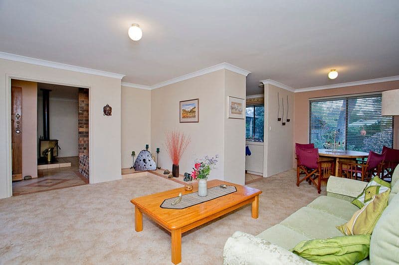 14 Anthony Street, LESMURDIE WA 6076, Lesmurdie - Thumbnail 3
