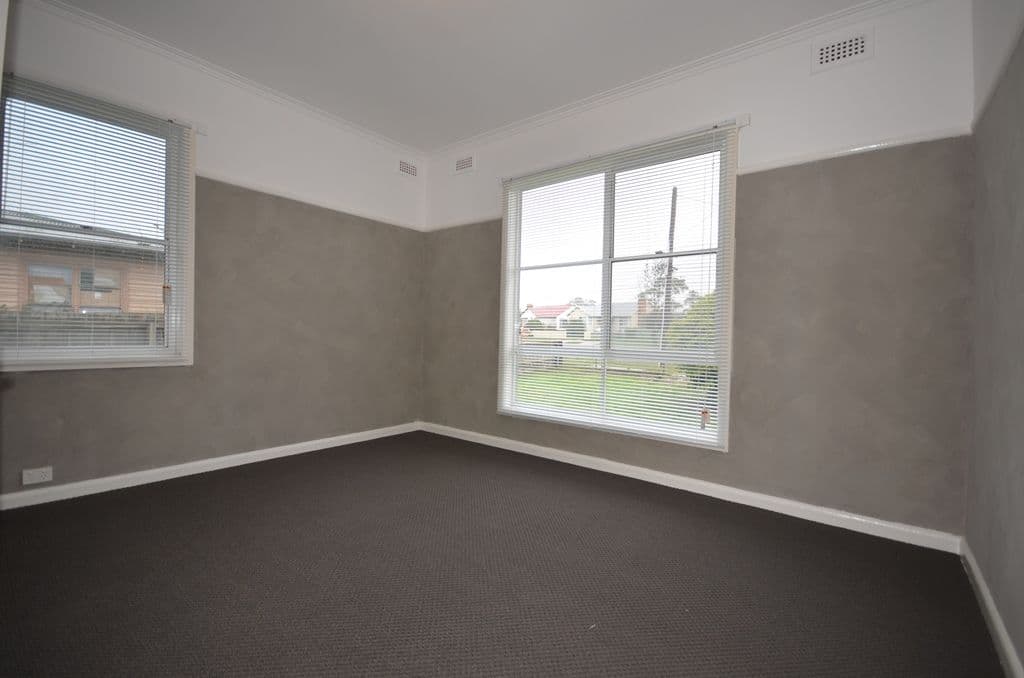 1216 Norman Street, WENDOUREE  Victoria  3355, Australia, Wendouree - Thumbnail 3