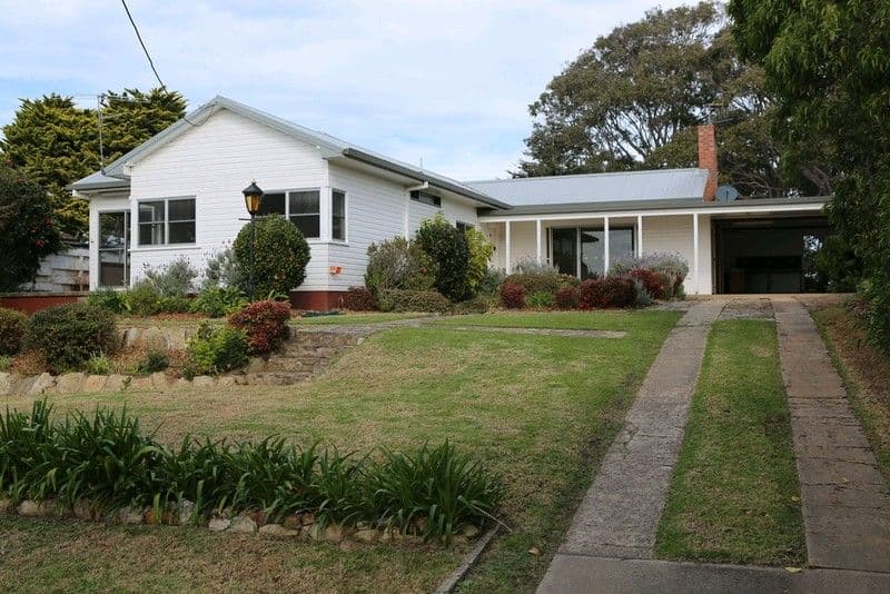 35 Forsters Bay Road, NAROOMA NSW 2546, Narooma - Thumbnail 2