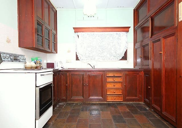 1 Kenward Avenue, CHESTER HILL NSW 2162, Chester Hill - Thumbnail 4