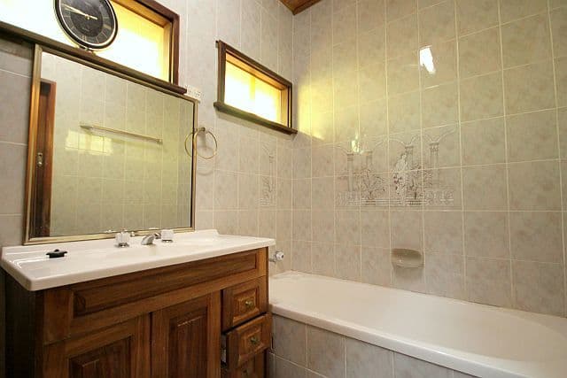 1 Kenward Avenue, CHESTER HILL NSW 2162, Chester Hill - Thumbnail 7