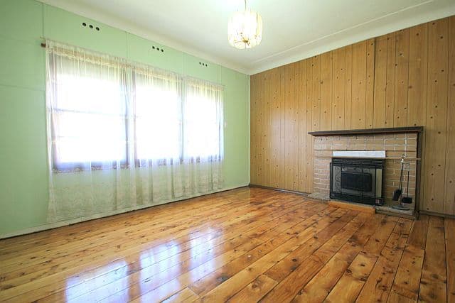 1 Kenward Avenue, CHESTER HILL NSW 2162, Chester Hill - Thumbnail 3