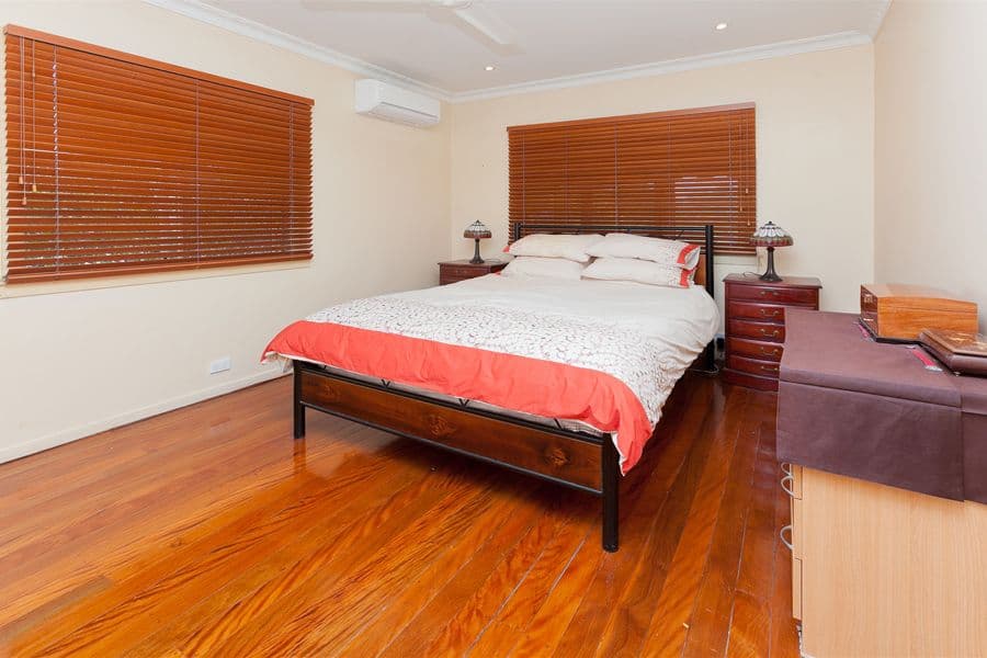 427 Nursery Road, HOLLAND PARK QLD 4121, Holland Park - Thumbnail 6