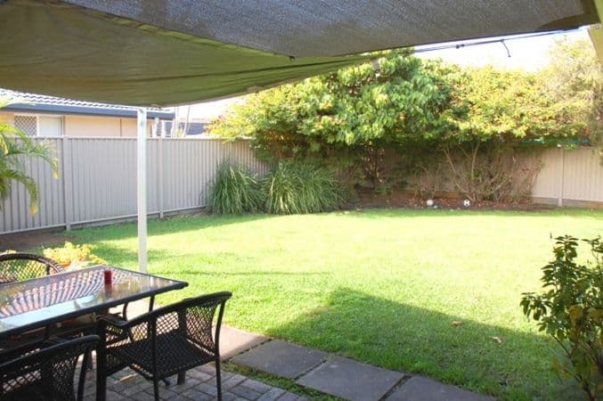 6 Shearwater Street, BURLEIGH WATERS QLD 4220, Burleigh Waters - Thumbnail 5