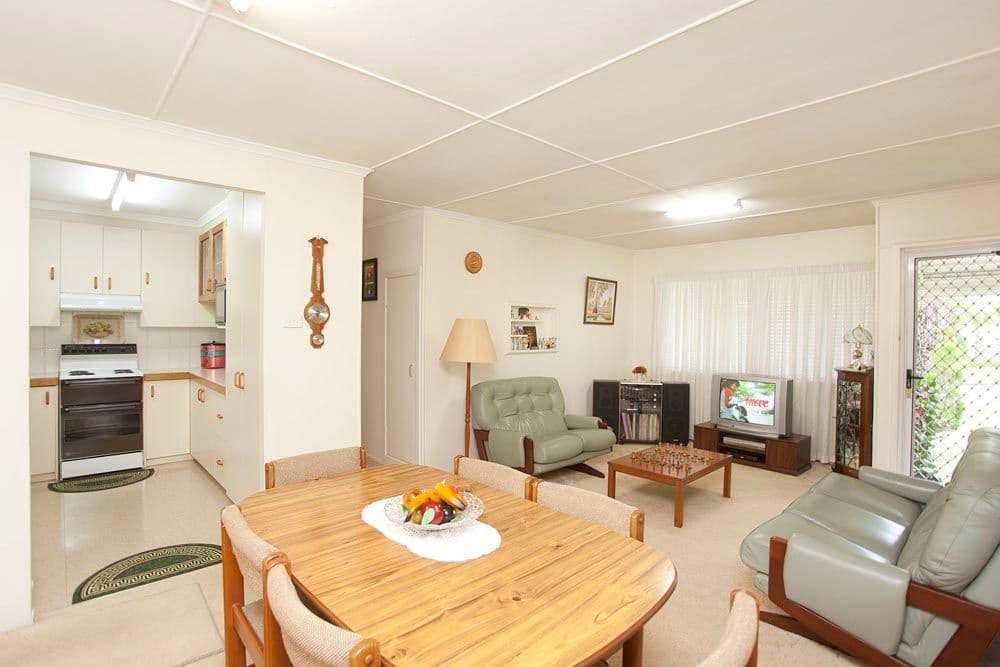 97 Gatton Street, MOUNT GRAVATT EAST QLD 4122, Mount Gravatt East - Thumbnail 2
