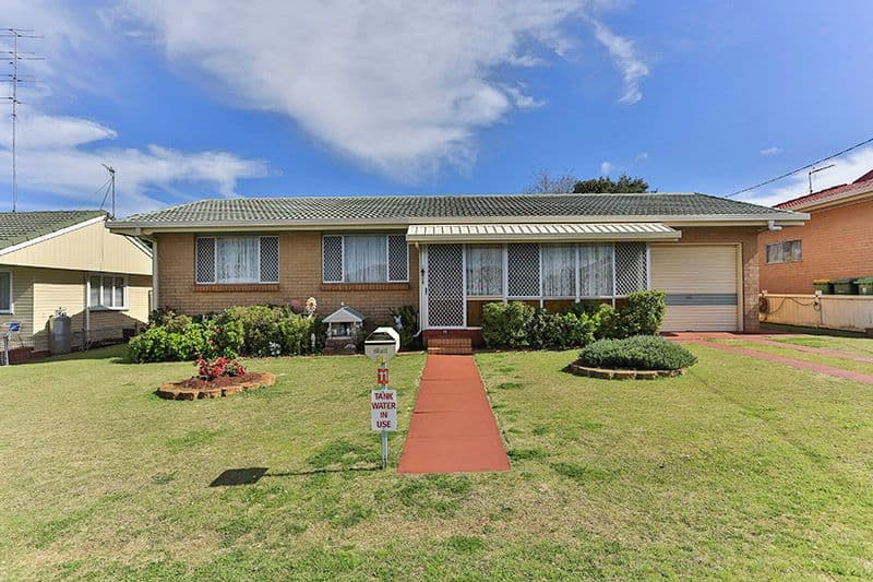11 Berghofer Street, ROCKVILLE QLD 4350, Rockville - Image 1