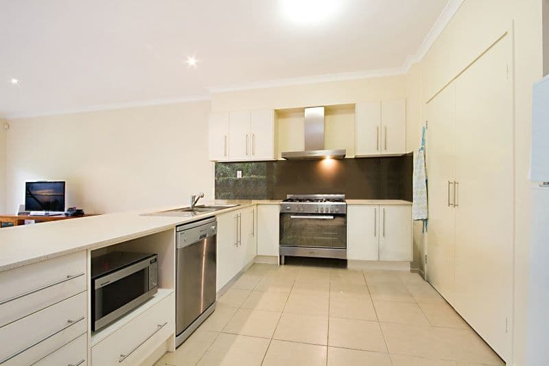 18 Crawford Road, CHELMER QLD 4068, Chelmer - Thumbnail 4