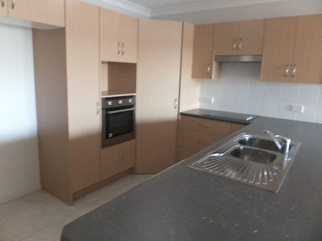 2/3 Wright Close, SINGLETON NSW 2330, Singleton - Thumbnail 2