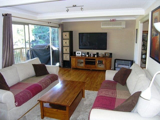 8 Marangani Avenue, NORTH GOSFORD NSW 2250, North Gosford - Thumbnail 2