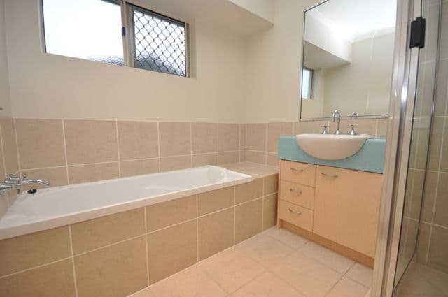 85 Nottingham Street, KIPPA-RING QLD 4021, Kippa-Ring - Thumbnail 6
