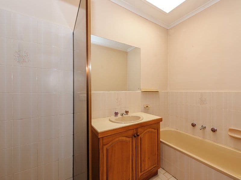 29 Blackburn Road, BLACKBURN VIC 3130, Blackburn - Thumbnail 5