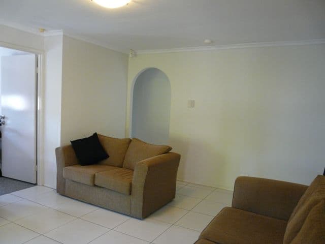 15 Hollywood Place, OXENFORD QLD 4210, Oxenford - Thumbnail 4