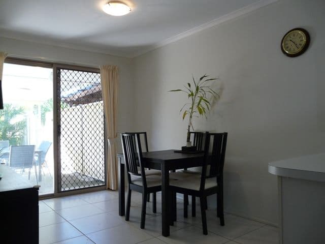 15 Hollywood Place, OXENFORD QLD 4210, Oxenford - Thumbnail 2