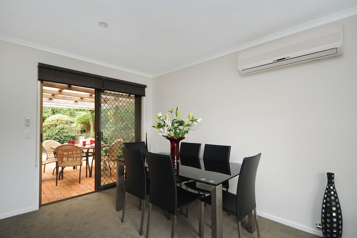 21 Amos Crescent, MOUNT LOFTY QLD 4350, Mount Lofty - Thumbnail 4