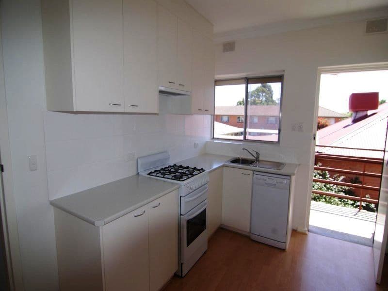 6/44 Farnham Road, KESWICK SA 5035, Keswick - Thumbnail 2