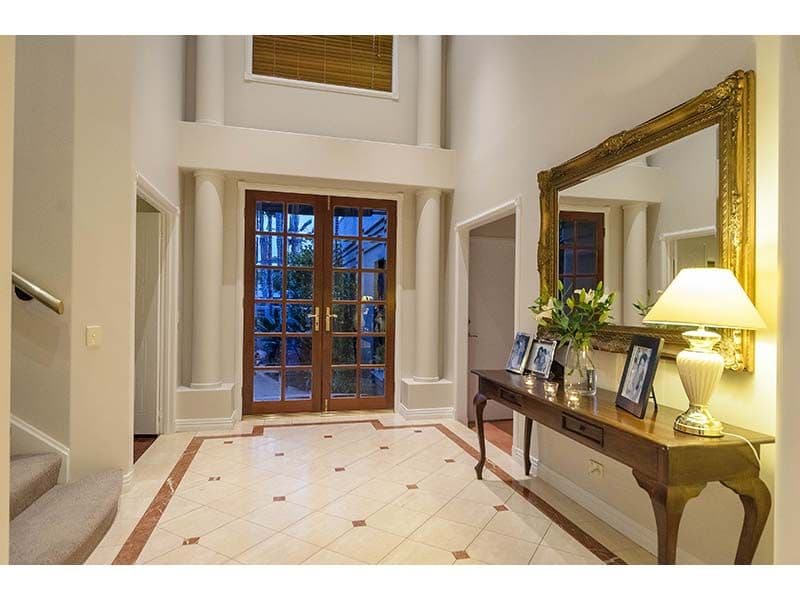 5 Montevideo Drive, CLEAR ISLAND WATERS QLD 4226, Clear Island Waters - Thumbnail 6