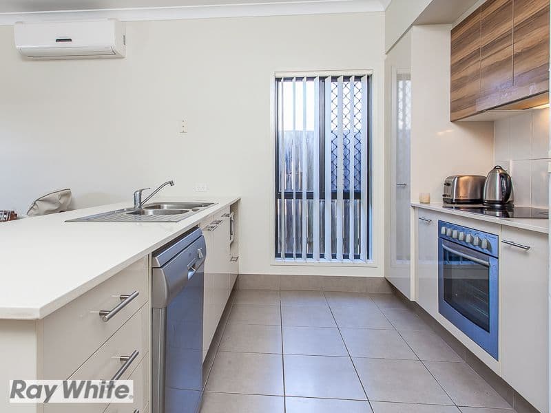 6 Cascades Street, NORTH LAKES QLD 4509, North Lakes - Thumbnail 3