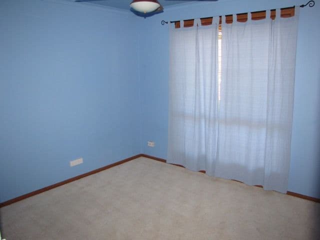 8 Garrard Street, BARMERA SA 5345, Barmera - Thumbnail 5