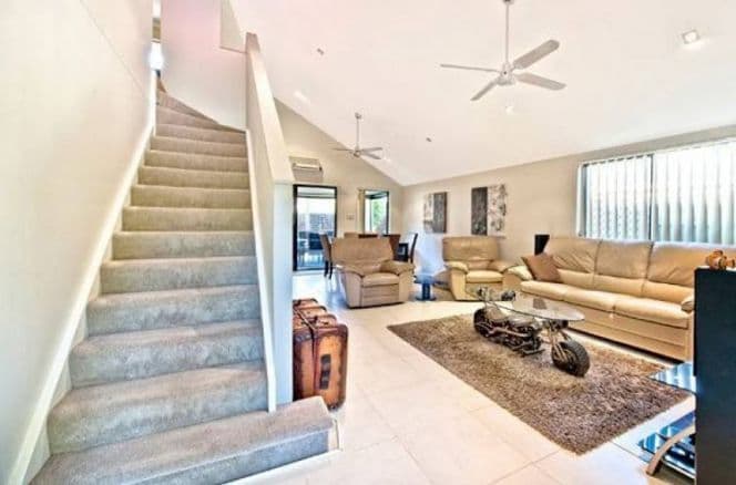 13 Thelma Avenue, BIGGERA WATERS QLD 4216, Biggera Waters - Thumbnail 7