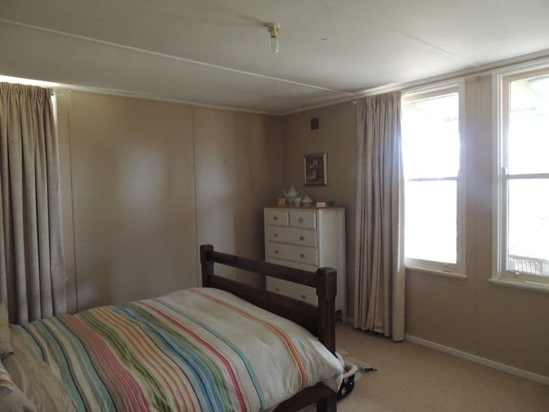 4 Gillespie Street, NAGAMBIE VIC 3608, Nagambie - Thumbnail 6