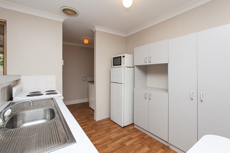 18b Madison Place, COOLOONGUP WA 6168, Cooloongup - Thumbnail 4