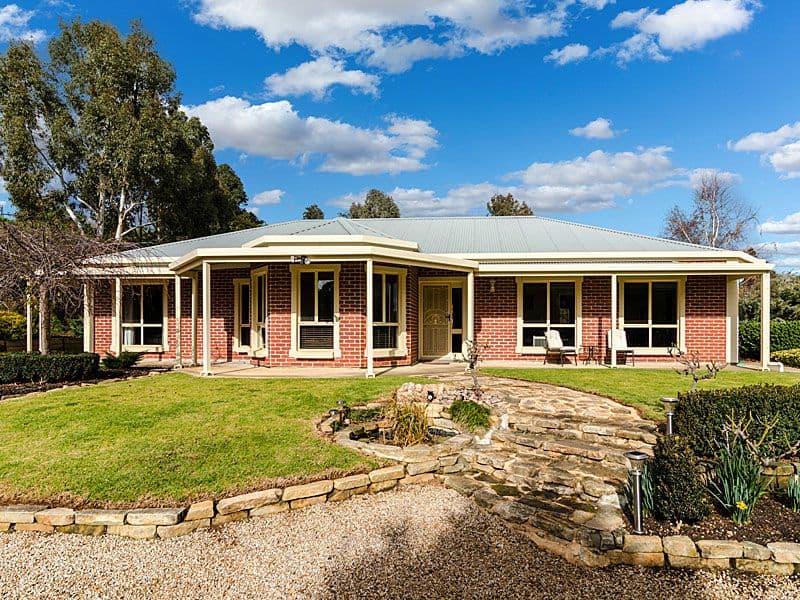 4 Duncan Crescent, MOUNT BARKER SA 5251, Mount Barker - Thumbnail 2