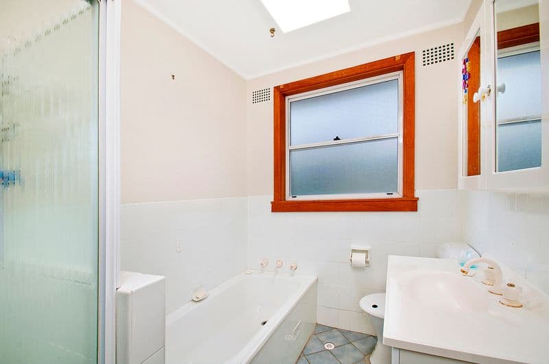 19 Delia Parade, ENGADINE NSW 2233, Engadine - Thumbnail 5