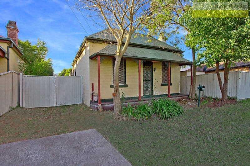 9 Banks St, Mays Hill, PARRAMATTA NSW 2150, Parramatta - Image 1