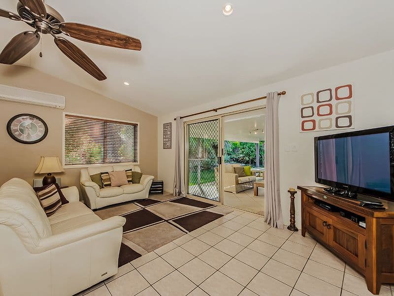 38 Galapagos Way, PACIFIC PINES QLD 4211, Pacific Pines - Thumbnail 3